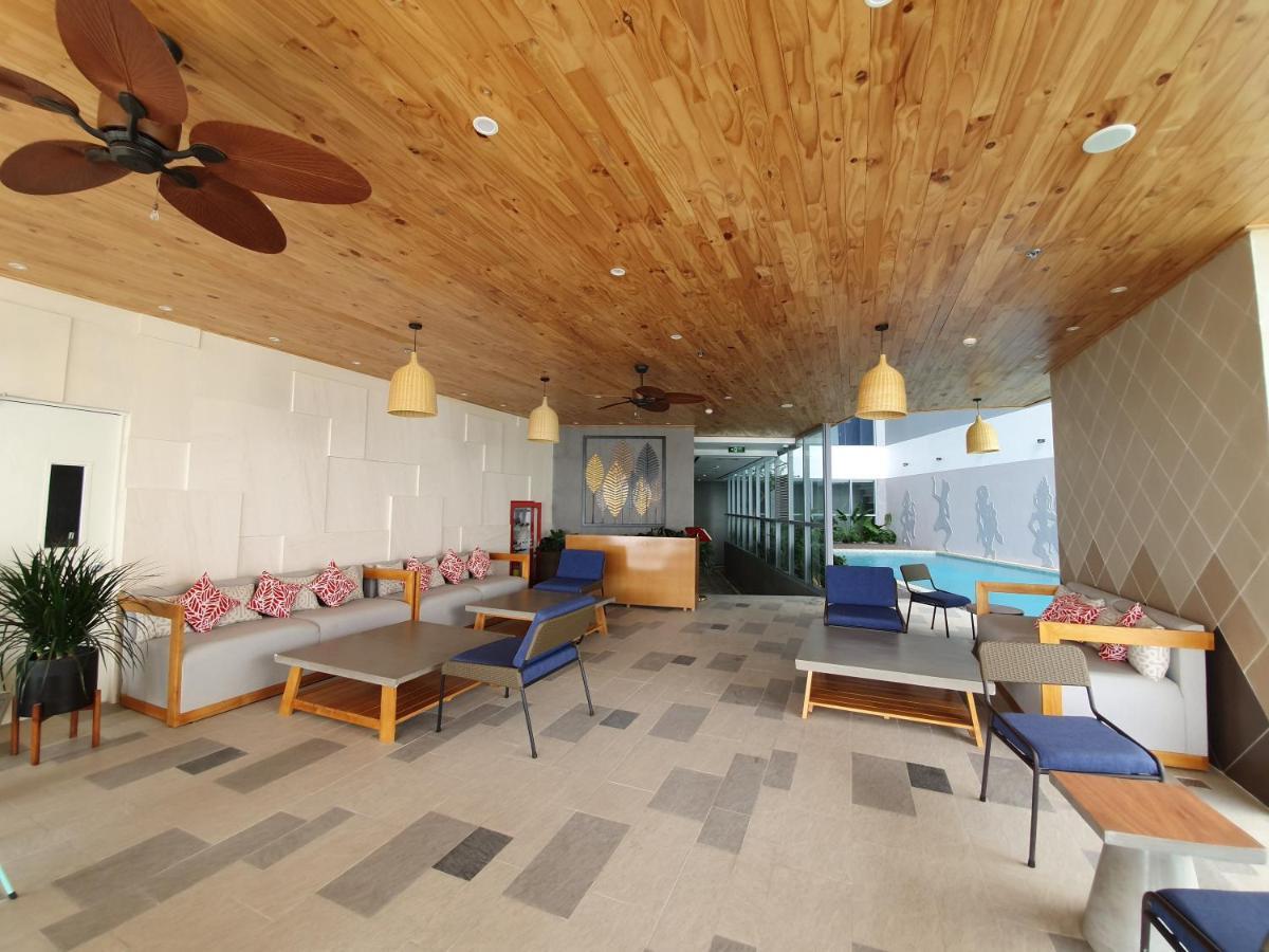 Panorama Luxury Sea View Apartment Нячанг Екстер'єр фото