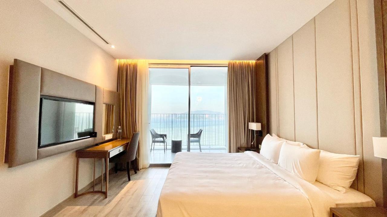 Panorama Luxury Sea View Apartment Нячанг Екстер'єр фото